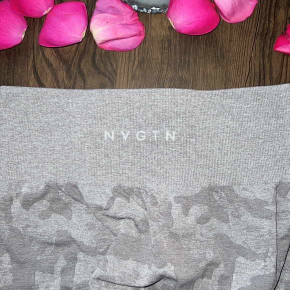 Grey Camo Seamless Leggings - Picture 2 of 3